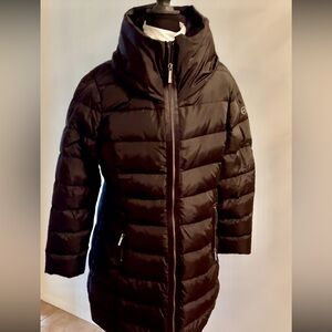 NWT New with tags never worn Michael Kors Black puffer coat